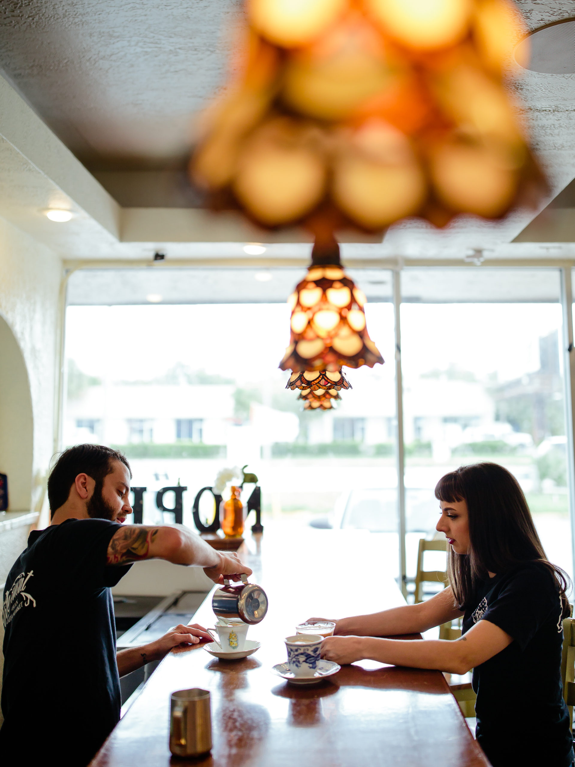 cafe-engagement-session-adorable-coffee-tea-lovers-tiny-house-photo-weddings.jpg