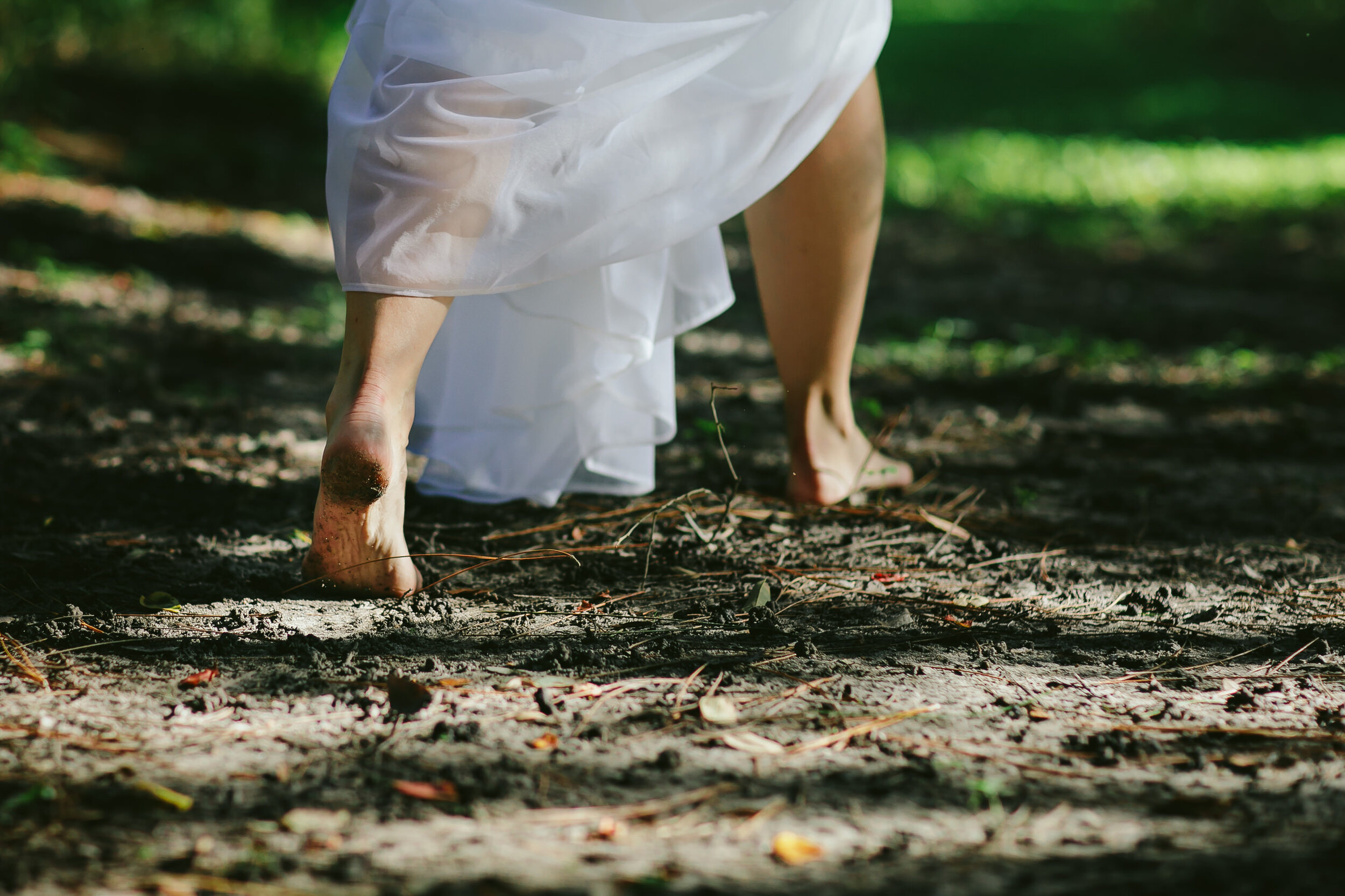 Umatilla Backyard Wedding Barefoot Bride Walking