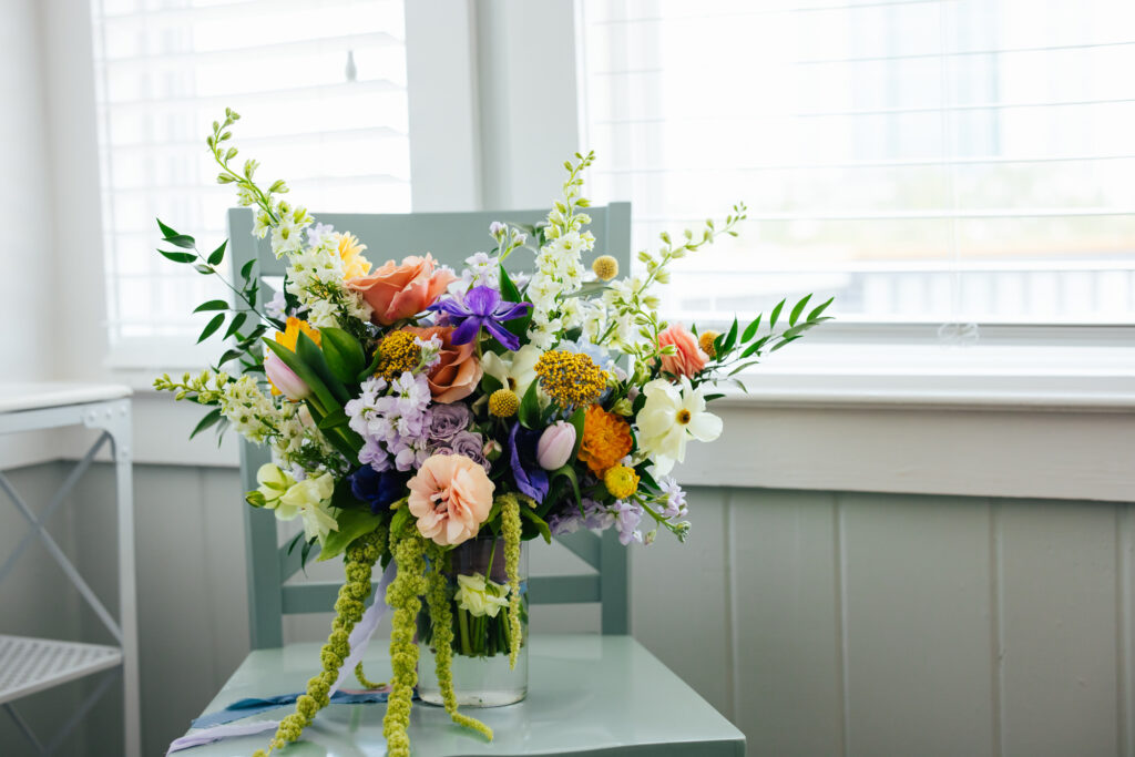 Colorful Bridal Bouquet for Spring Destination Wedding in Alabama. 