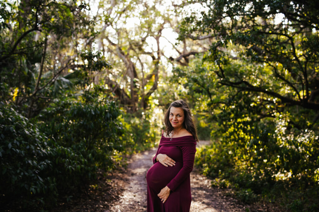 Woodsy Pregnancy Portraits 