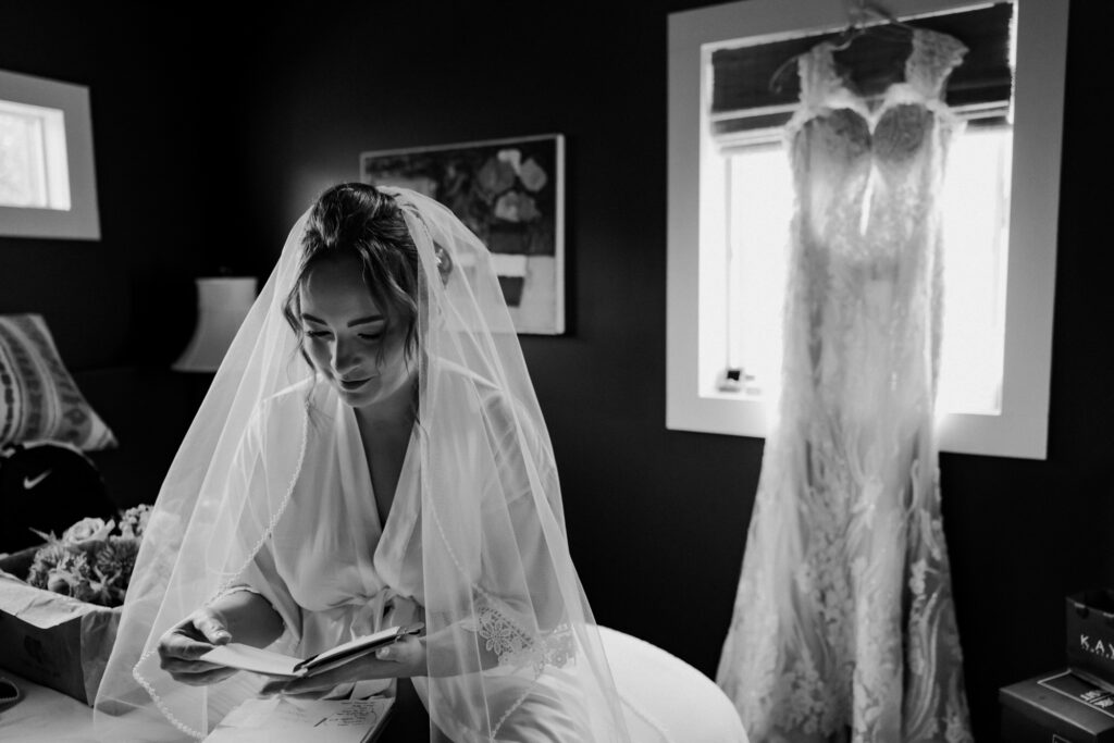 Hudson Valley Intimate Wedding Photographer