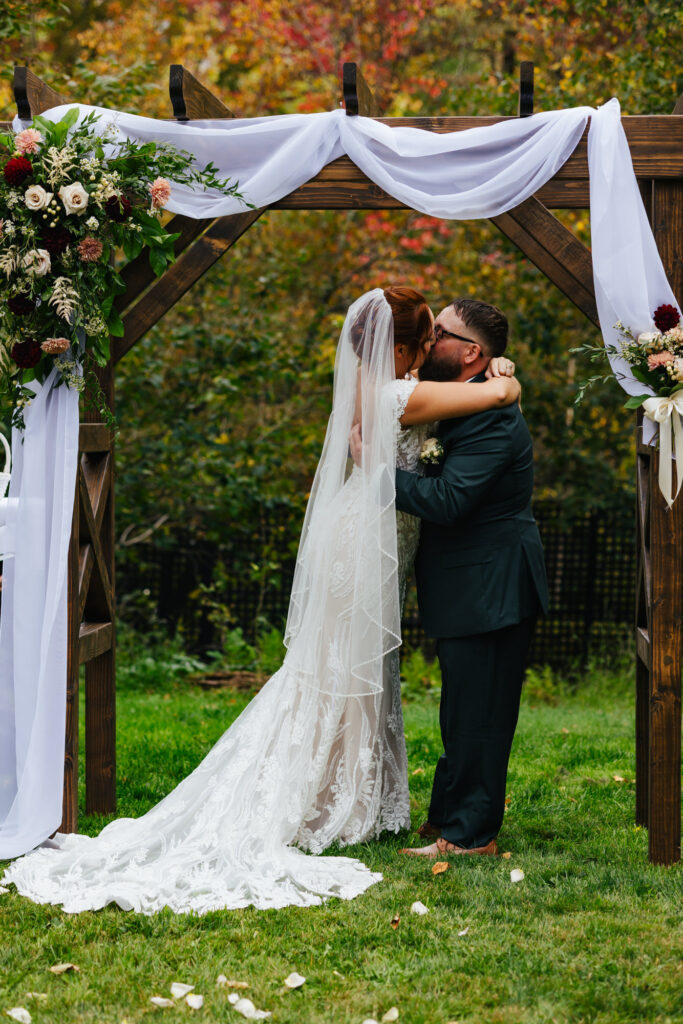 Hudson Valley Intimate Wedding Photographer