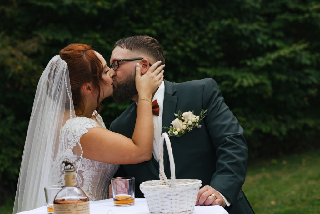 Hudson Valley Intimate Wedding Photographer