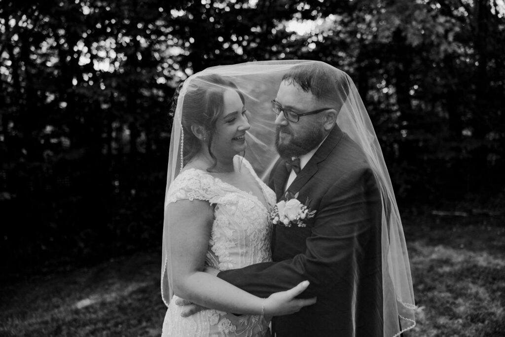 Hudson Valley Intimate Wedding Photographer