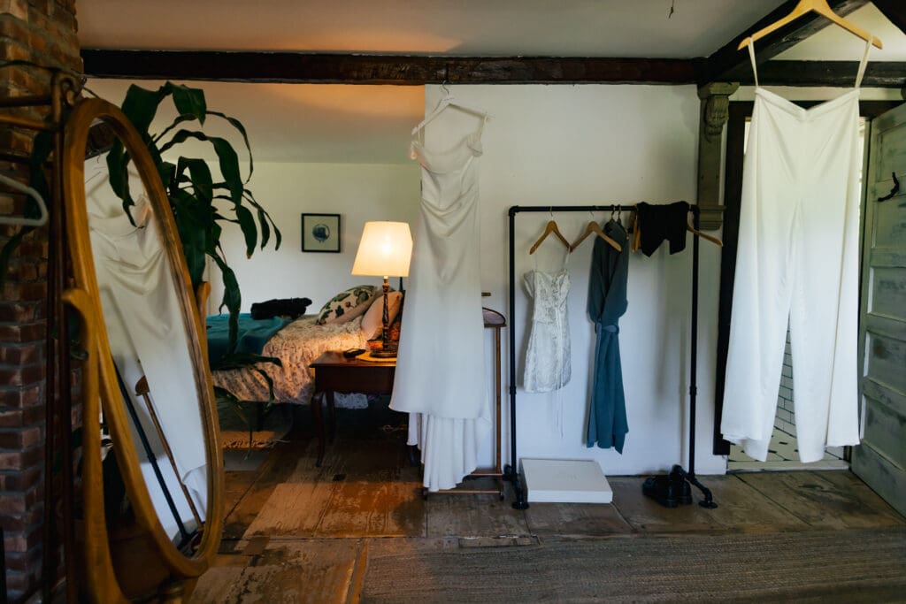 Hudson Valley Documentary Wedding Photographer